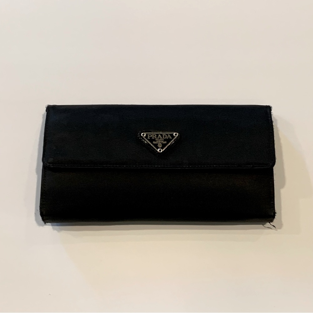 Luxury Inspired Wallet ⚜️🖤